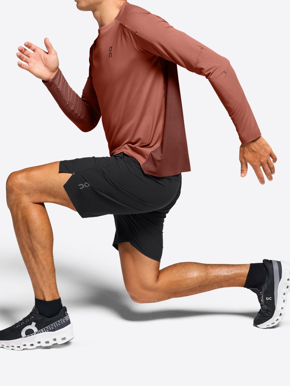 PERFORMANCE HYBRID SHORT M