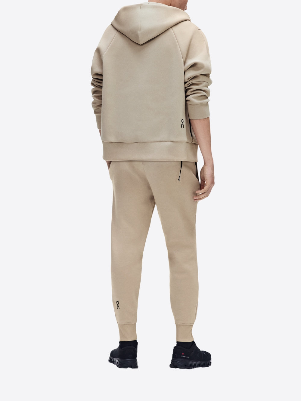FOCUS TECH ZIP HOODIE M