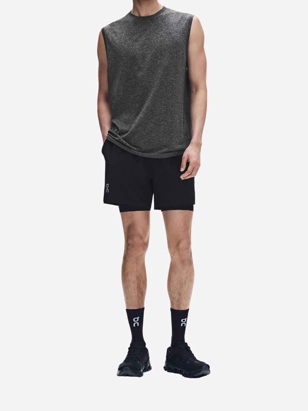 TRAIN 2-IN-1 SHORTS