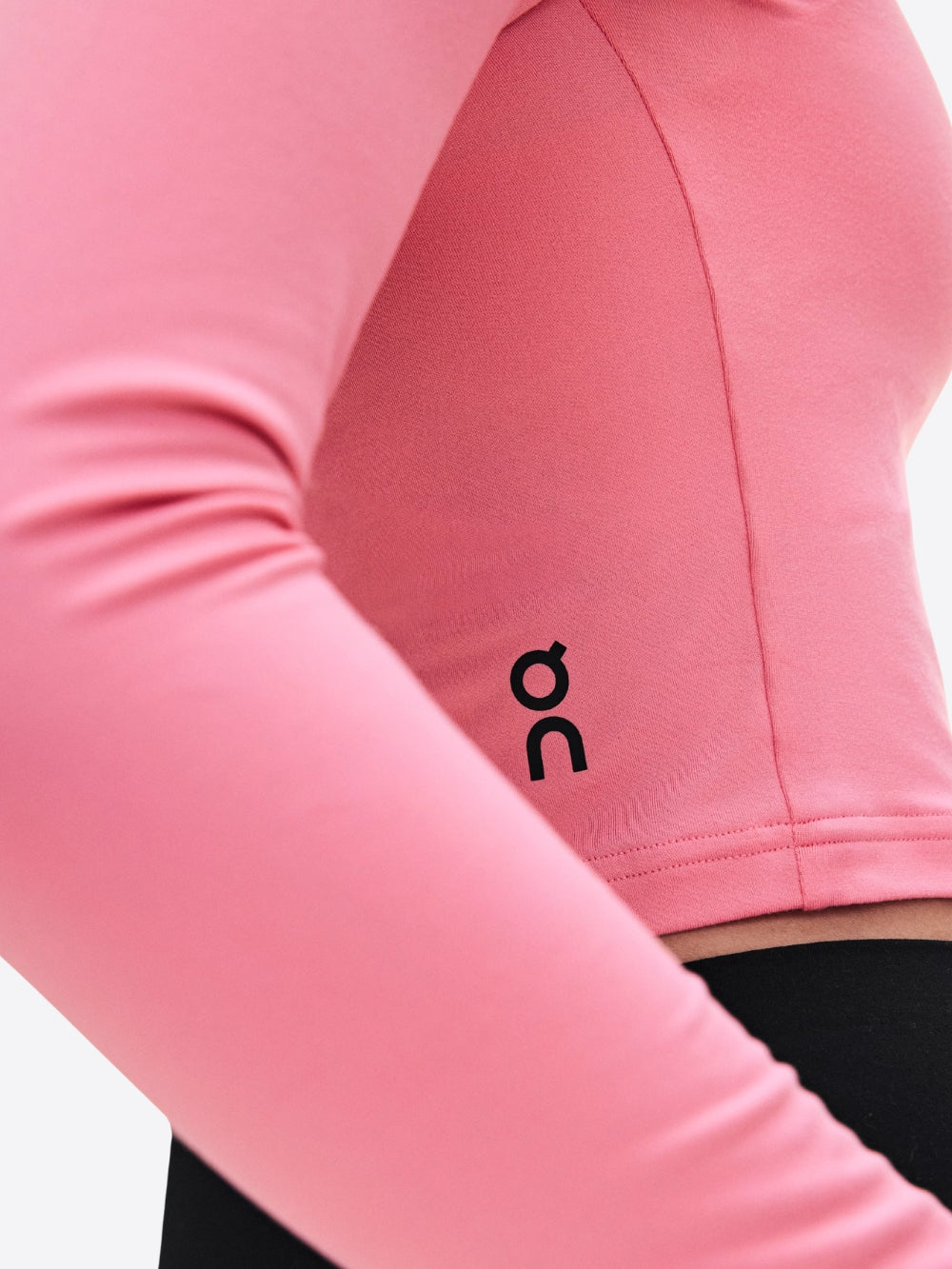 STUDIO LONG-T CROP W