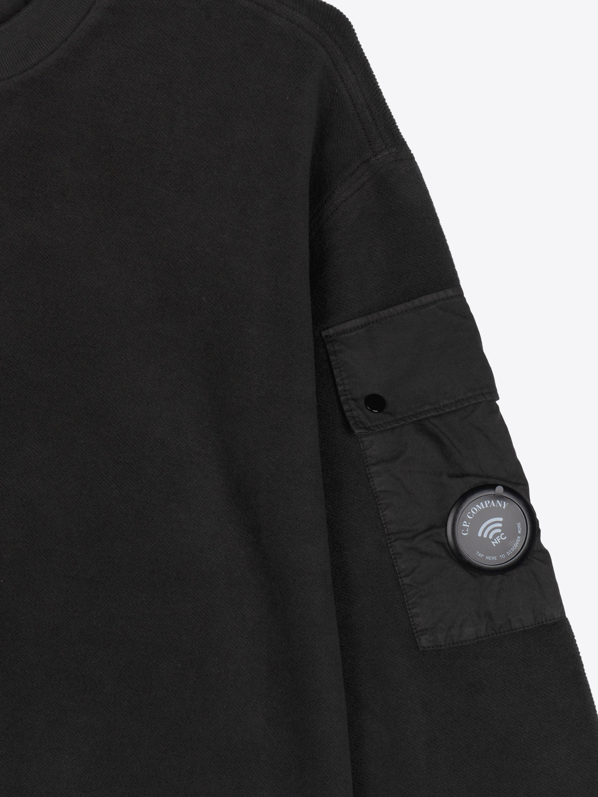 BRUSHED EMERIZED DIAGONAL FLEECE CREWNECK LENS SWEATSHIRT