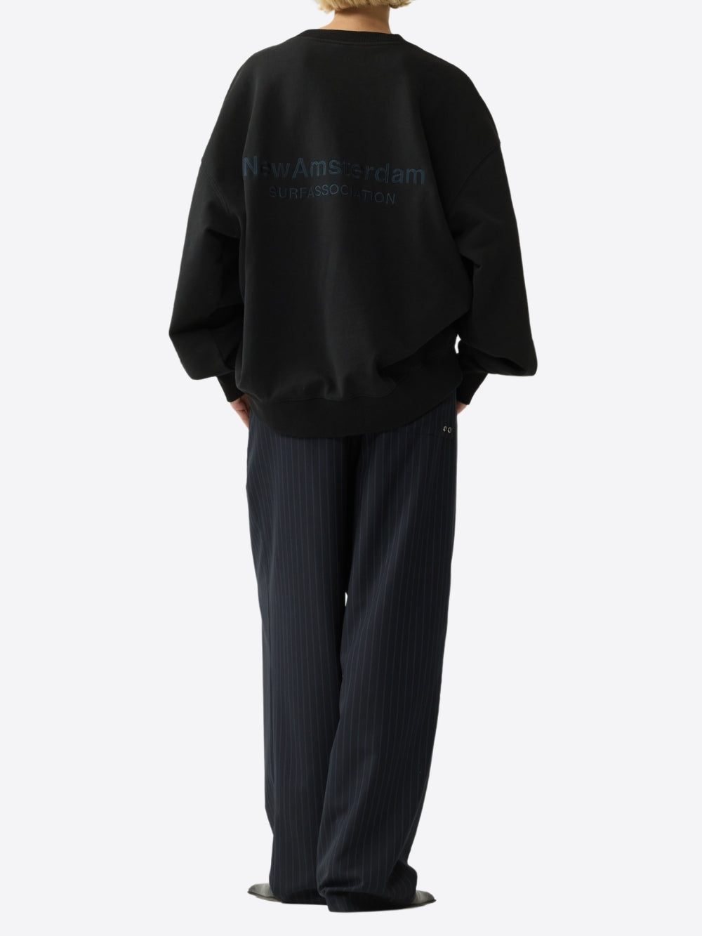 LOGO CREWNECK