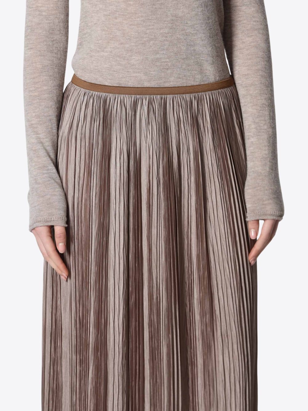 PLEATED MIDI SKIRT