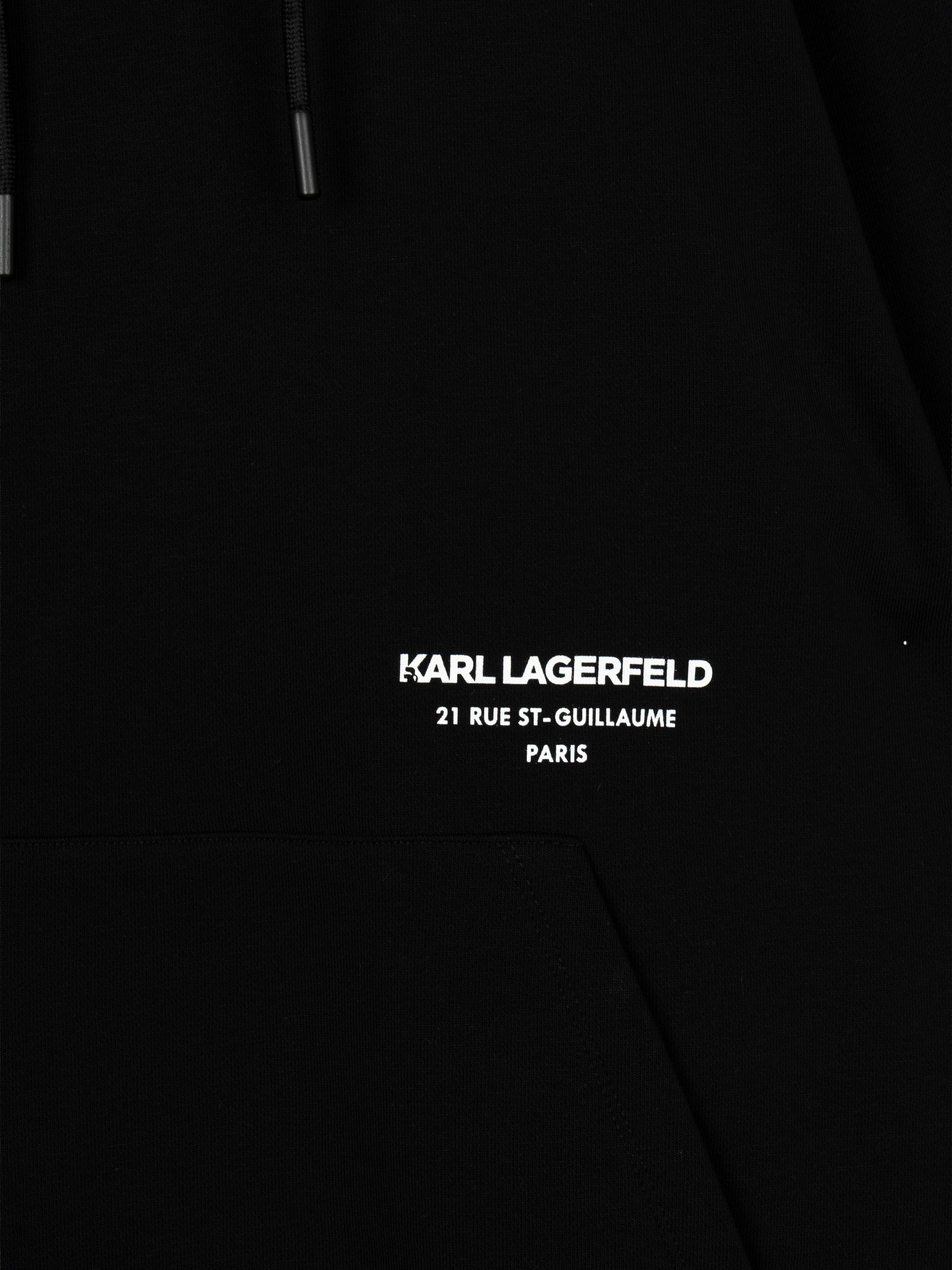 SUDADERA CON CAPUCHA Y LOGOTIPO ESTAMPADO