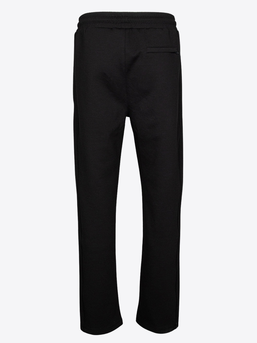 PANTALÓN JOGGER CON LOGOTIPO METÁLICO