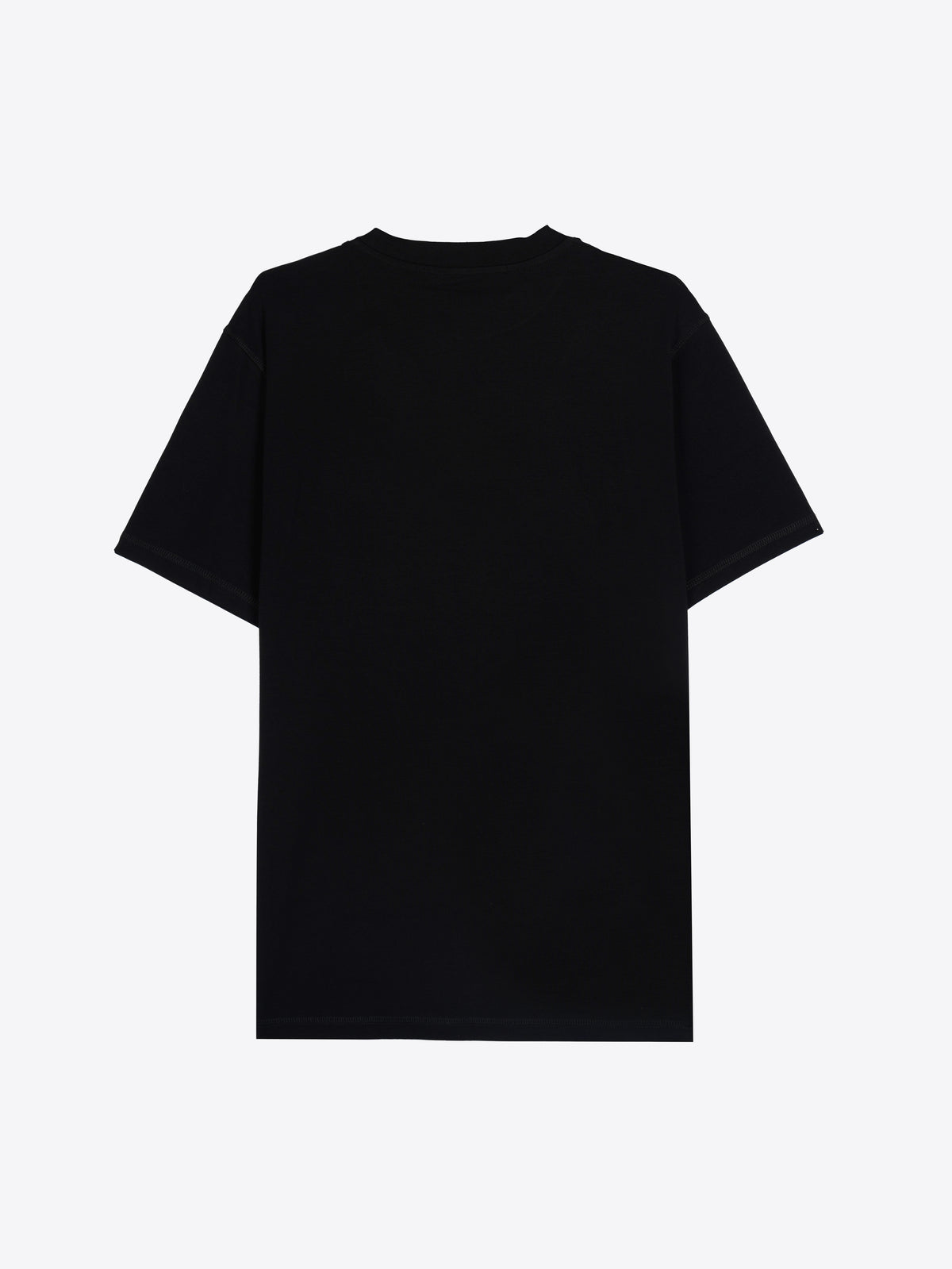 CAMISETA CON LOGOTIPO METÁLICO