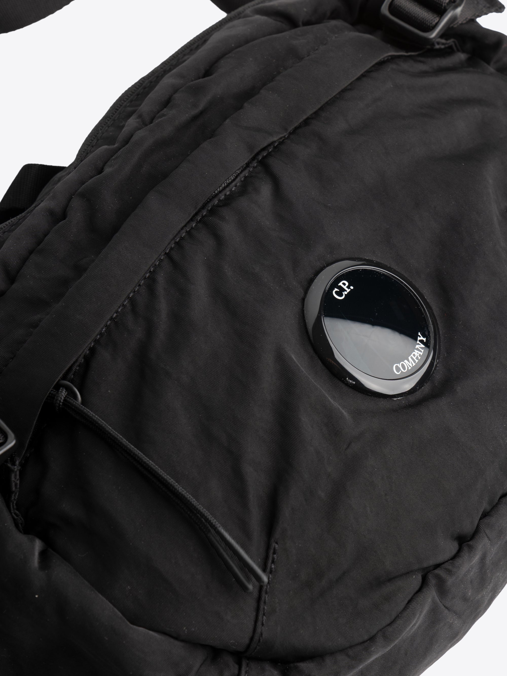 NYLON B LENS CROSSBODY PACK