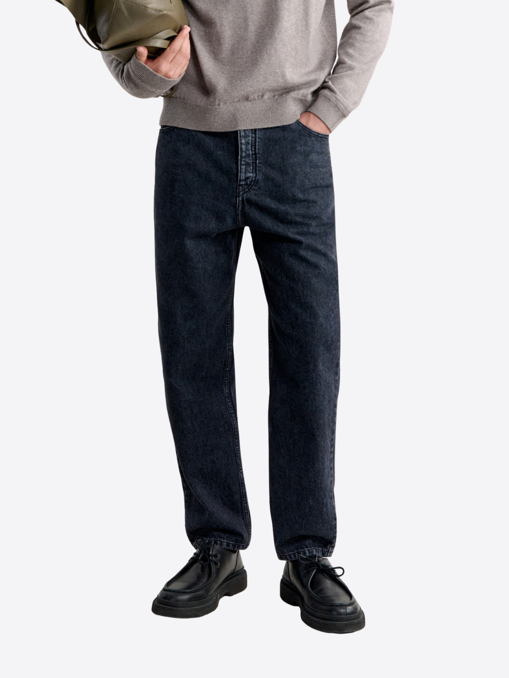TAPERED JEANS