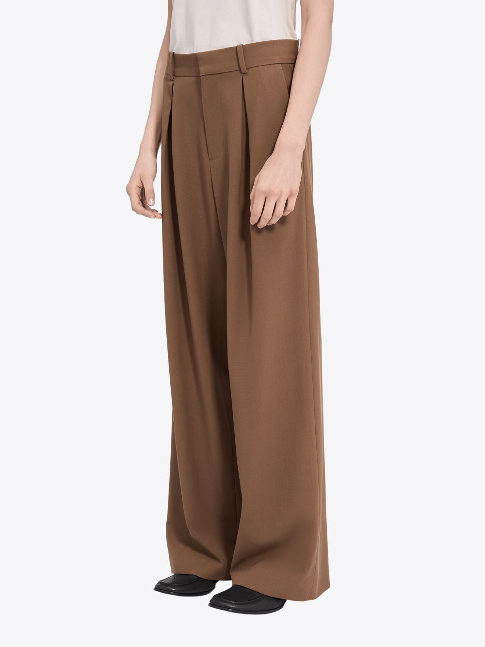 TAILORED PLEATED WIDE-LEG PANTS