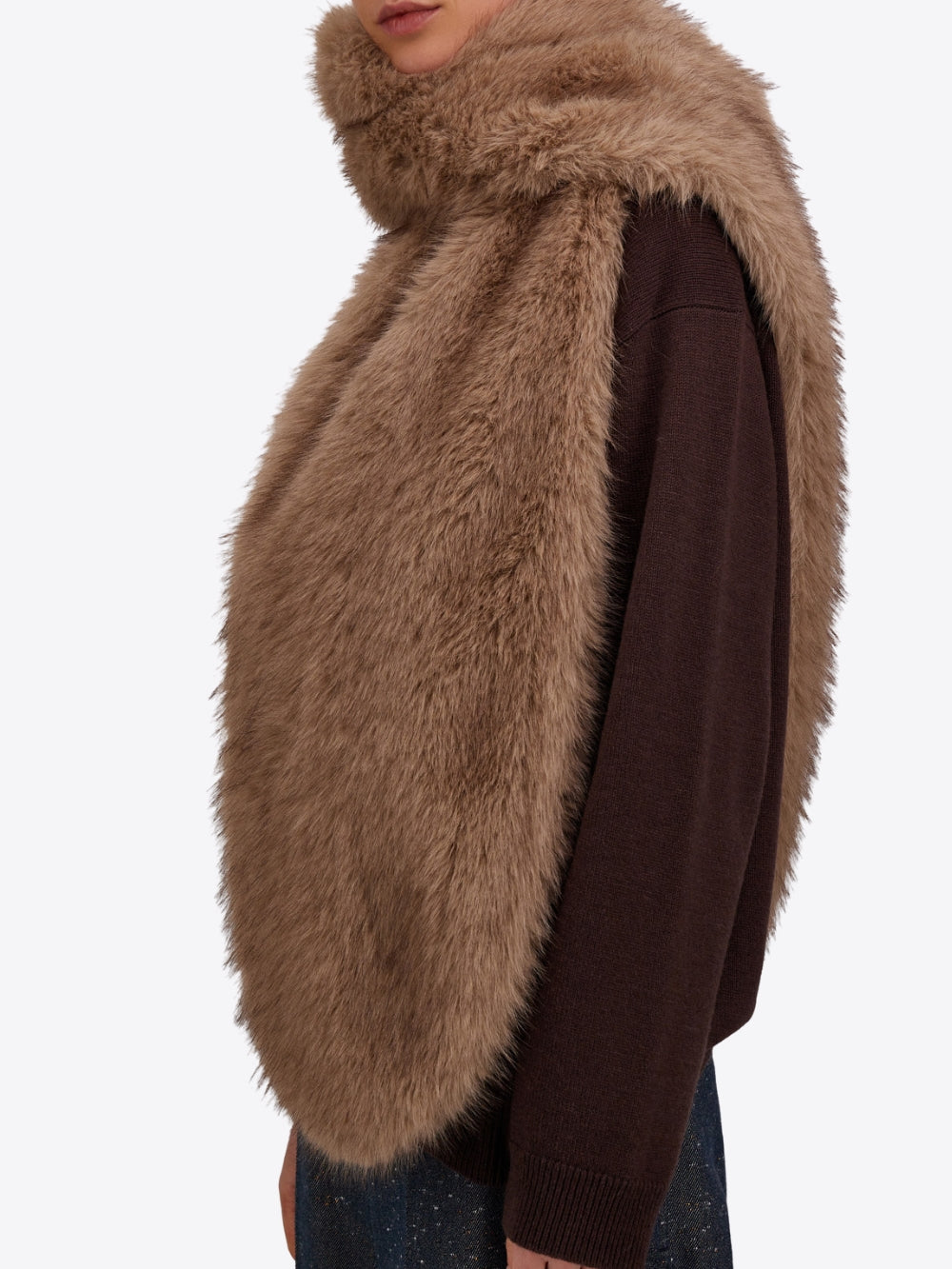 LONG-PILE FAUX FUR SCARF