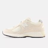 ZAPATILLAS 2002R CALM TAUPE