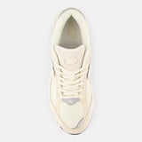 ZAPATILLAS 2002R CALM TAUPE