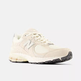 ZAPATILLAS 2002R CALM TAUPE